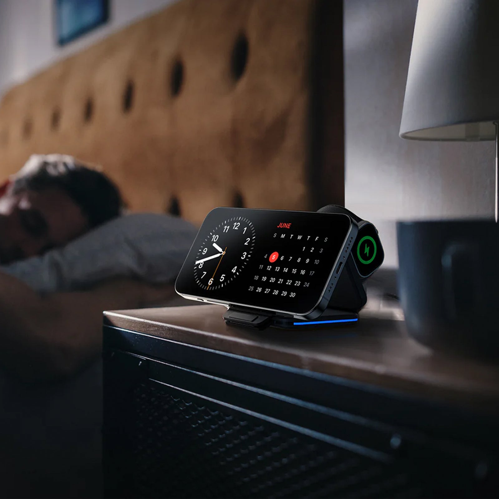 AMAZING THING EXPLORER PRO 3IN1 PD 15W PORTABLE WIRELESS CHARGER WITH 1.2M USB-C TO USB-C CABLE AMAZING THING EXPLORER PRO 3IN1 PD 15W PORTABLE WIRELESS CHARGER WITH 1.2M USB-C TO USB-C CABLE