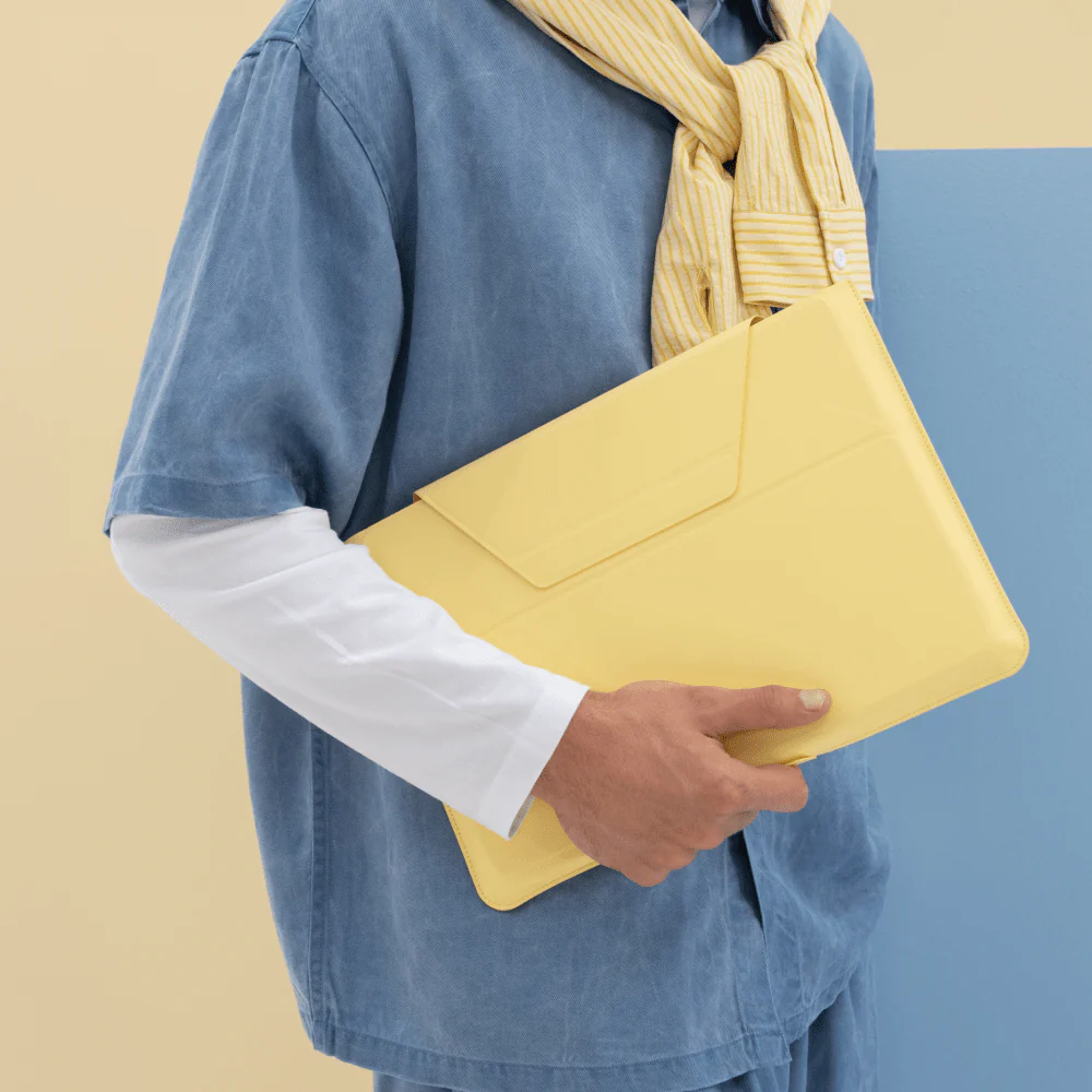 MOFT Laptop Carry Sleeve invisible stand - Panna Cotta - 14 MOFT Laptop Carry Sleeve invisible stand - Panna Cotta - 14