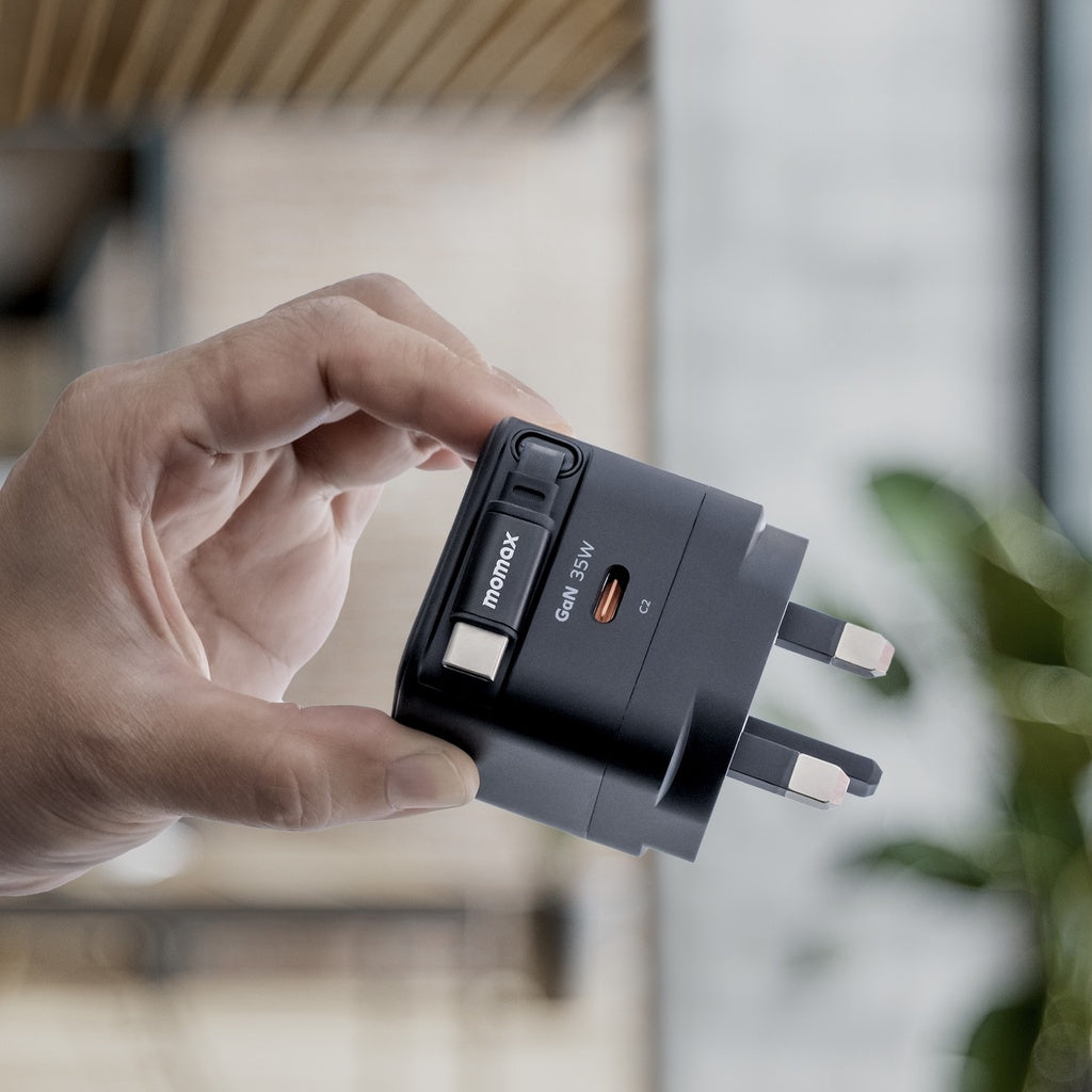 MOMAX 1-CHARGE 35W GAN 1 PORT CHARGER WITH BUILT-IN USB-C CABLE MOMAX 1-CHARGE 35W GAN 1 PORT CHARGER WITH BUILT-IN USB-C CABLE