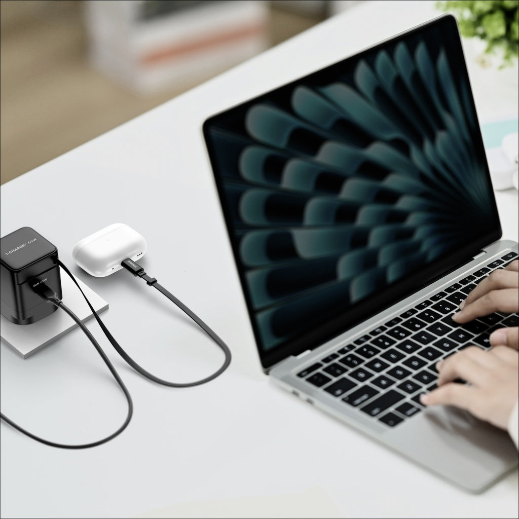 MOMAX 1-CHARGE 65W GAN 1 PORT CHARGER WITH BUILT-IN USB-C CABLE MOMAX 1-CHARGE 65W GAN 1 PORT CHARGER WITH BUILT-IN USB-C CABLE