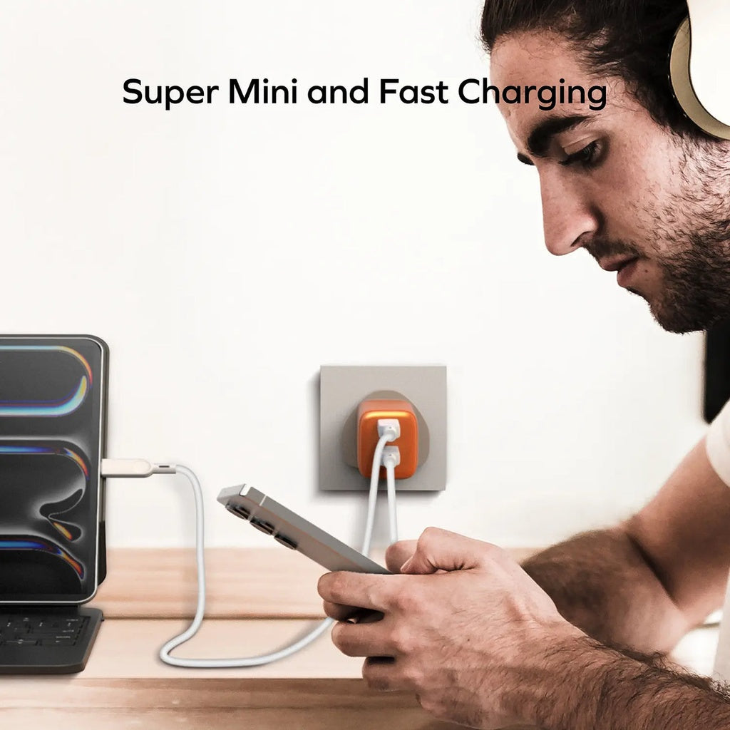 Momax 1-charge 45W 2-Port GaN Charger - 2 USB C Port - Orange Momax 1-charge 45W 2-Port GaN Charger - 2 USB C Port - Orange