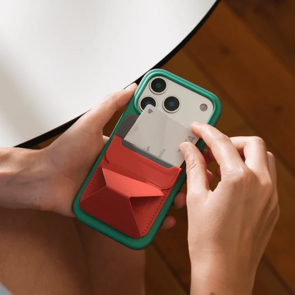 MOFT Movas Snap-On Phone Stand & Wallet - Clay MOFT Movas Snap-On Phone Stand & Wallet - Clay