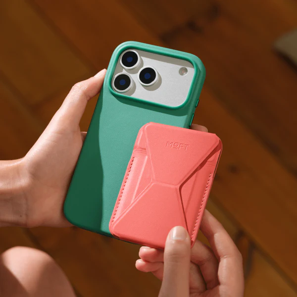 MOFT Movas Snap-On Phone Stand & Wallet - Clay MOFT Movas Snap-On Phone Stand & Wallet - Clay