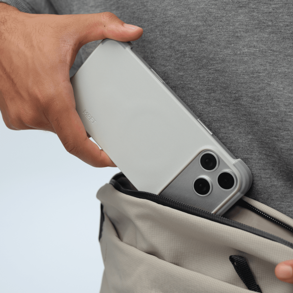 MOFT Color-blocking Snap Phone Case Iphone 17 pro - Misty Cove + Cement MOFT Color-blocking Snap Phone Case Iphone 17 pro - Misty Cove + Cement