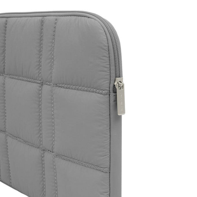 At Glamour Sleeve for Macbook 13 & 14 At Glamour Sleeve for Macbook 13 & 14