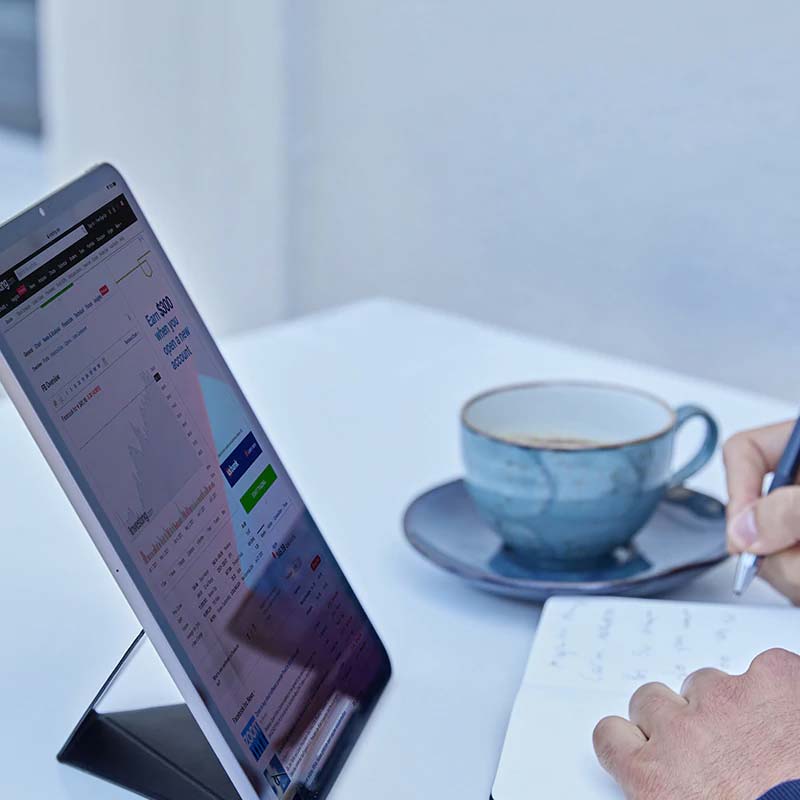 MOFT Adhesive iPad or Tablet Stand for 9.7 MOFT Adhesive iPad or Tablet Stand for 9.7